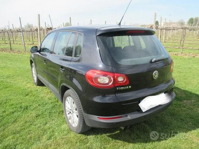 Volkswagen Tiguan 2011 photo 4