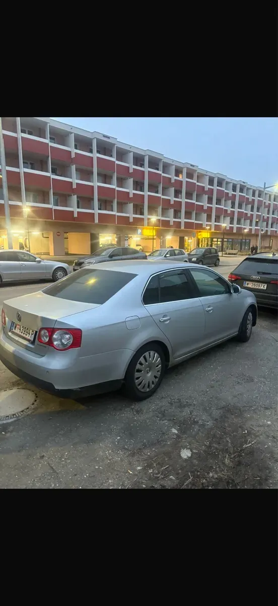 Volkswagen Jetta 2009 photo 3