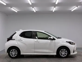 Toyota Yaris 2021 photo 3