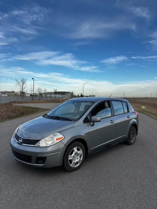 Nissan Versa 2008 photo 2
