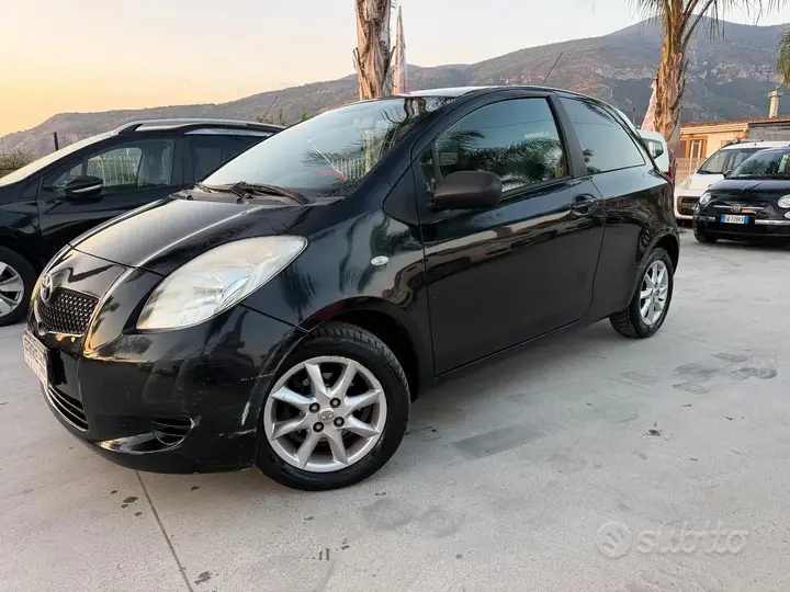 Toyota Yaris 2006 photo 3