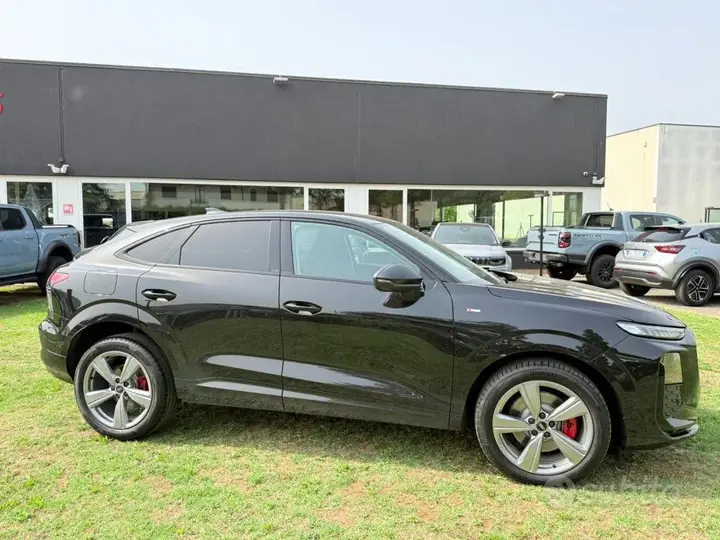 Audi Q3 2026 photo 3