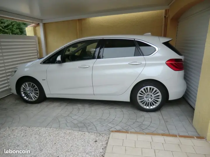 BMW Série 1 2016 photo 2