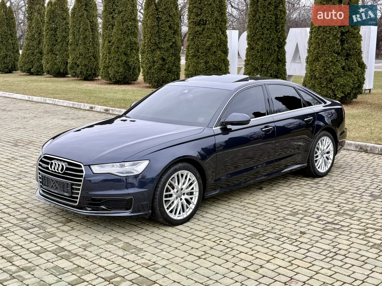 Audi A6 2015 photo 4