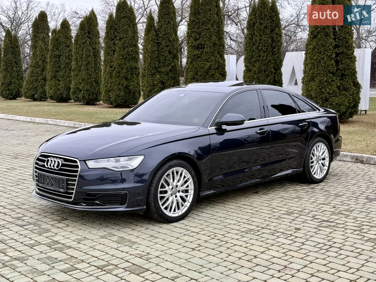 Audi A6 2015 photo 3