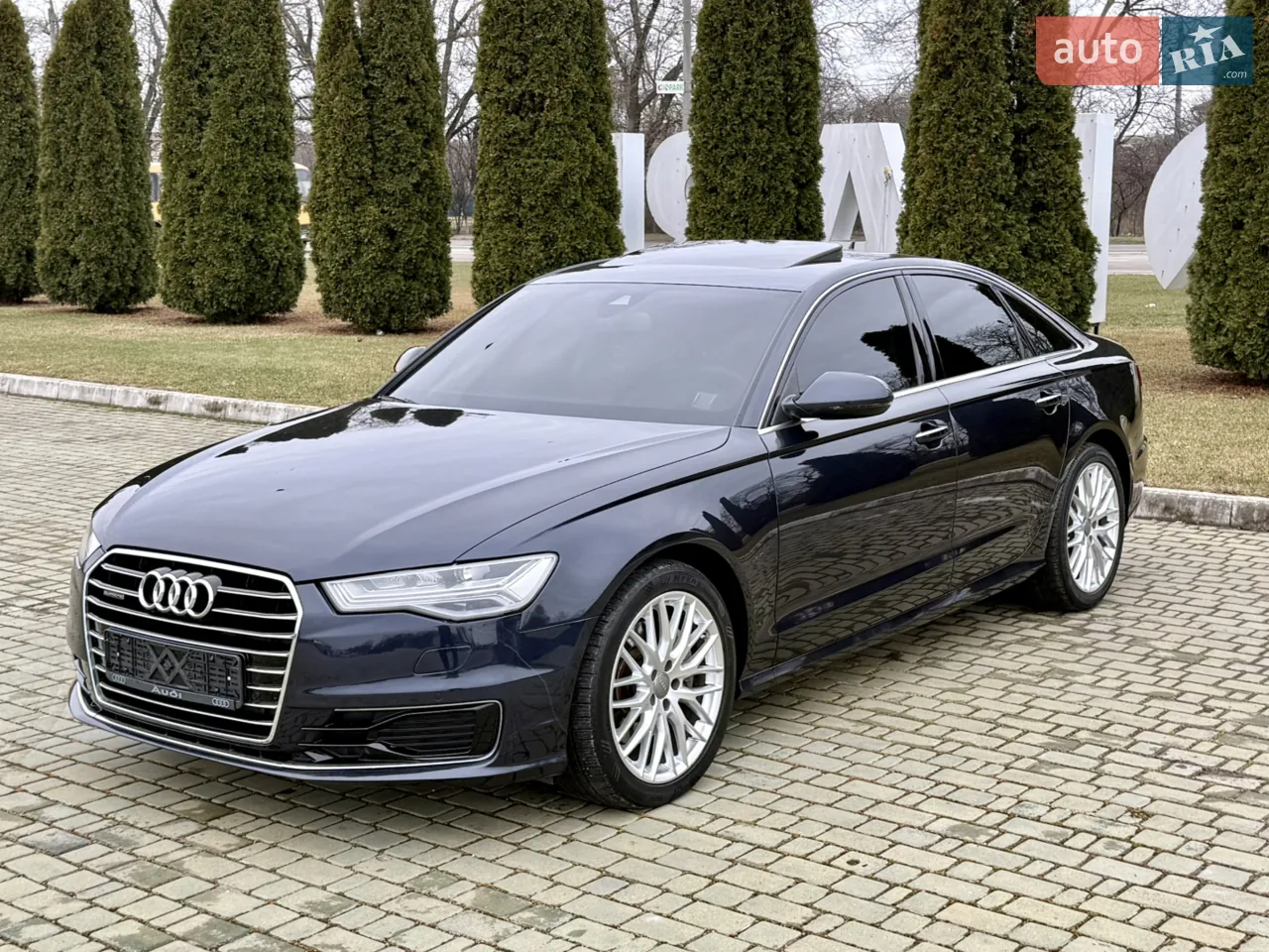 Audi A6 2015 photo 2