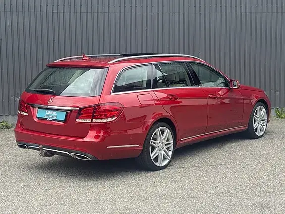Mercedes-Benz E200 2014 photo 4