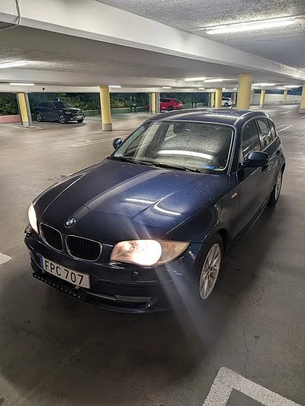 BMW 118D 2011 photo 2