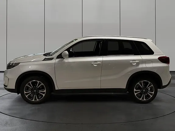 Suzuki Vitara 2024 photo 2