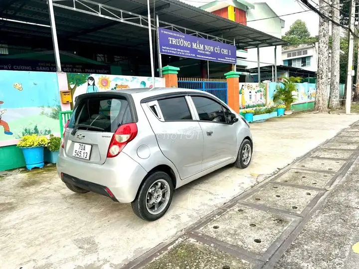 Chevrolet Spark 2017 photo 5