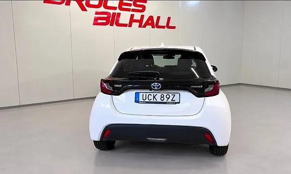 Toyota Yaris 2023 photo 5
