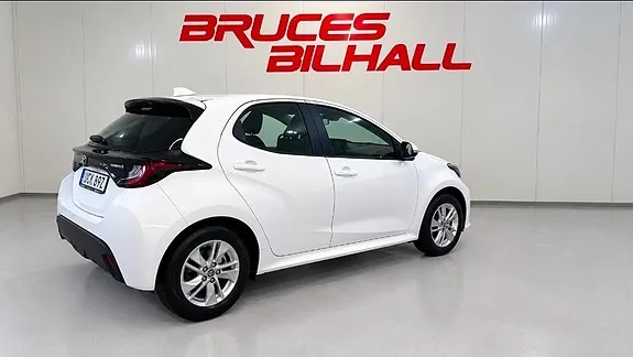 Toyota Yaris 2023 photo 3