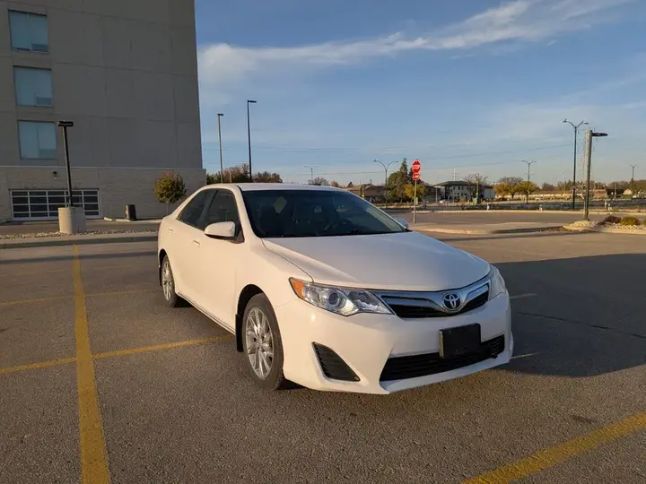 Toyota Camry 2012 photo 4