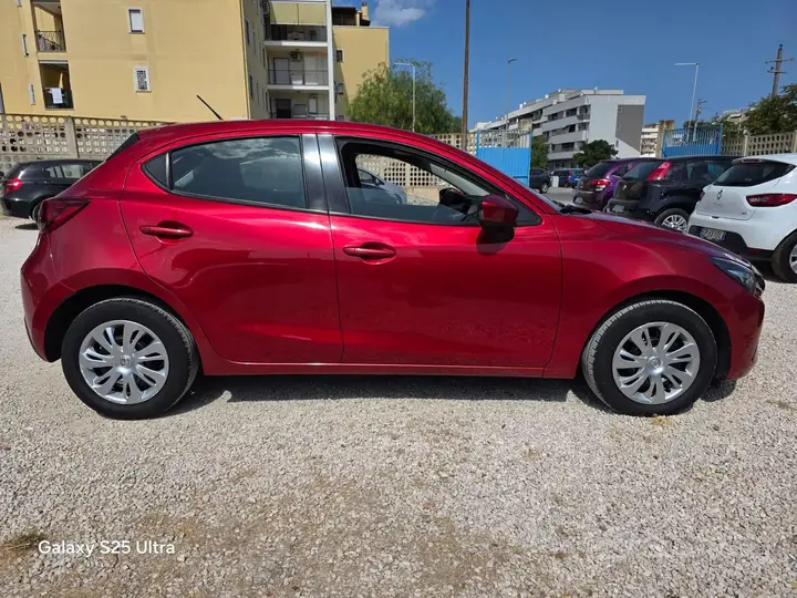 Mazda Mazda2 2017 photo 4