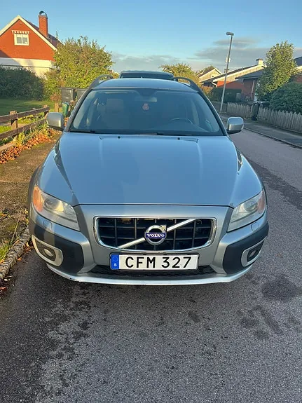 Volvo Xc70 2010 photo 2