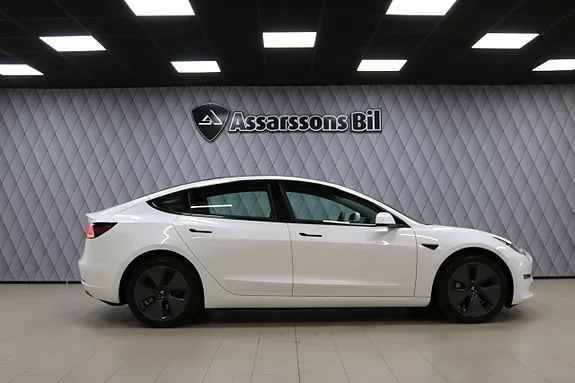 Tesla Model 3 2023 photo 5