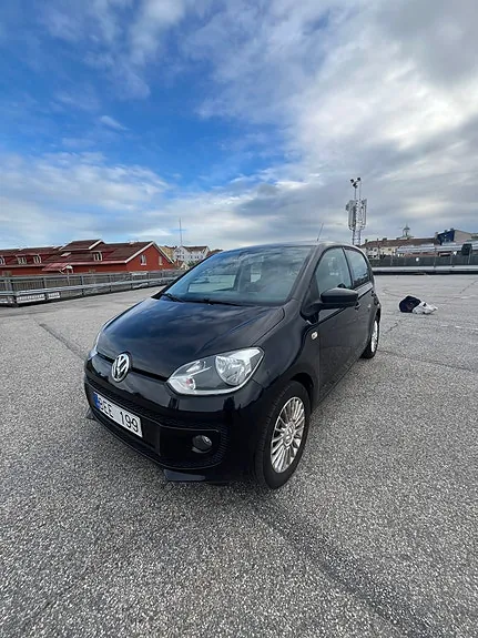 Volkswagen Up 2013 photo 2