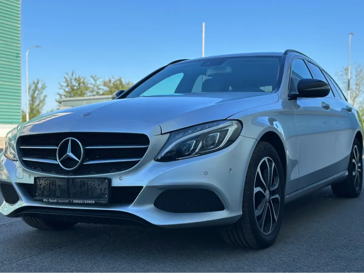 Mercedes-Benz C-Class 2015 photo 3