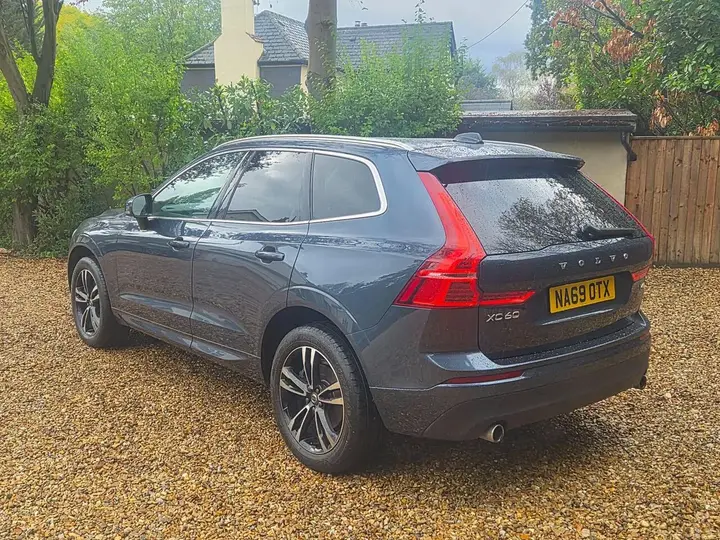 Volvo Xc60 2019 photo 4