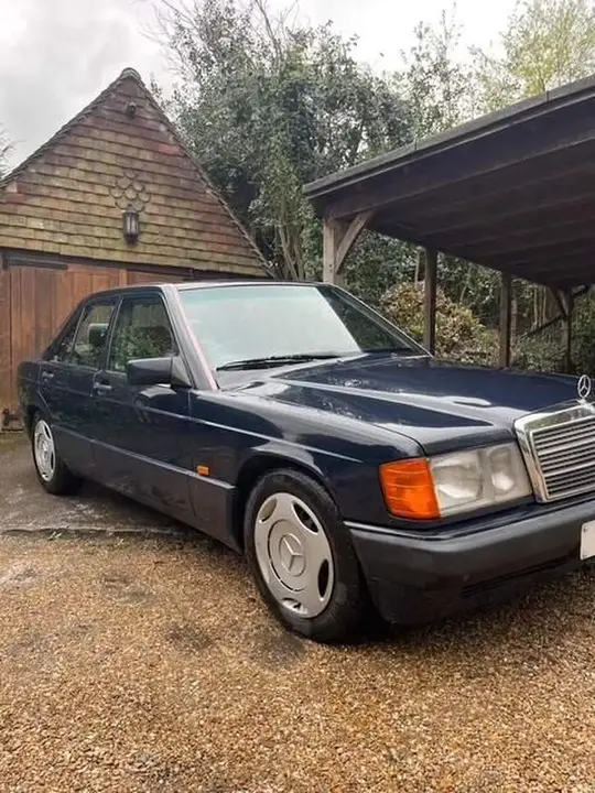 Mercedes-Benz 190E