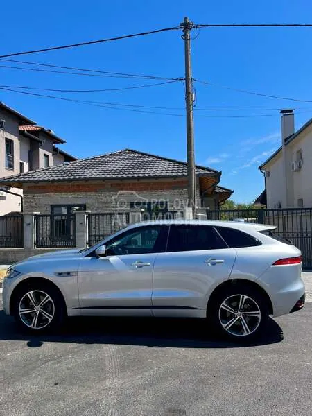 Jaguar F-Pace 2019 photo 2