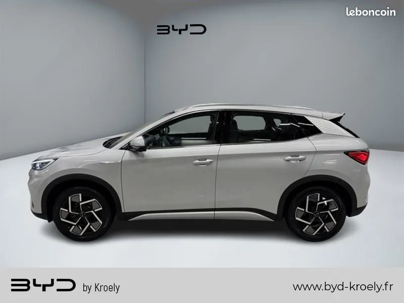 BYD Atto 3 2022 photo 2