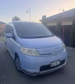 Nissan Serena 2005 photo 4