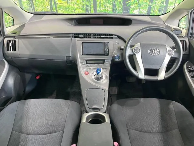 Toyota Prius 2012 photo 2