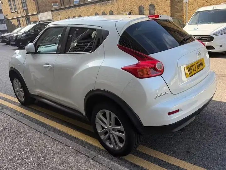 Nissan Juke 2013 photo 4