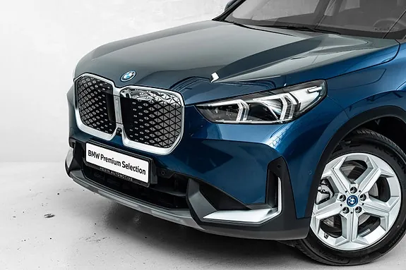 BMW Ix1 2024 photo 2