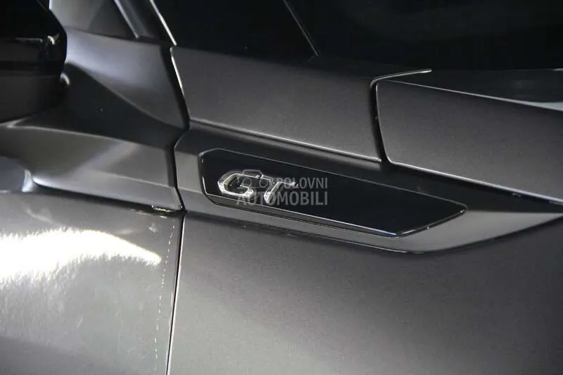 Peugeot 2008 2021 photo 4