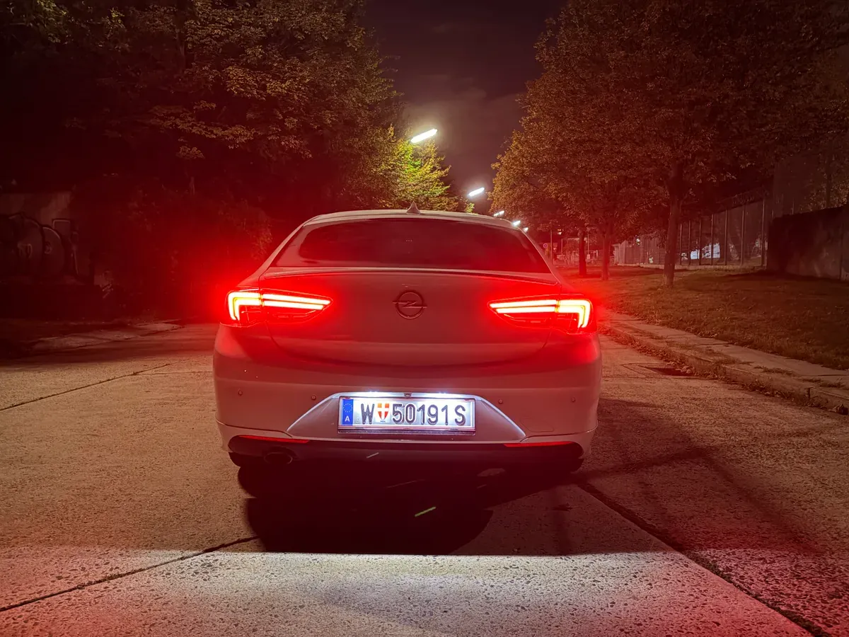 Opel Insignia 2017 photo 2
