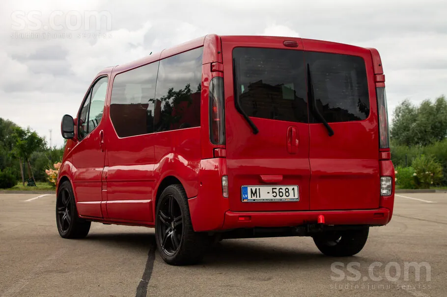 Nissan Primastar 2006 photo 4