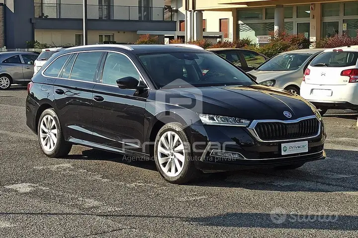Skoda Octavia 2023 photo 3