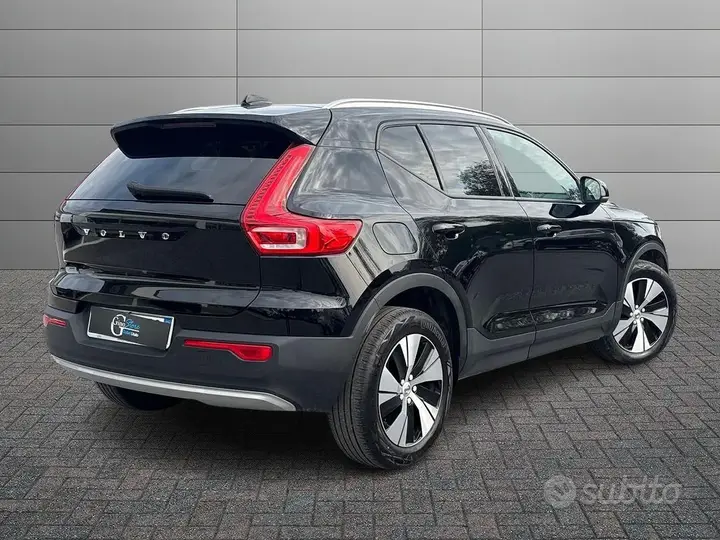 Volvo Xc40 2021 photo 2