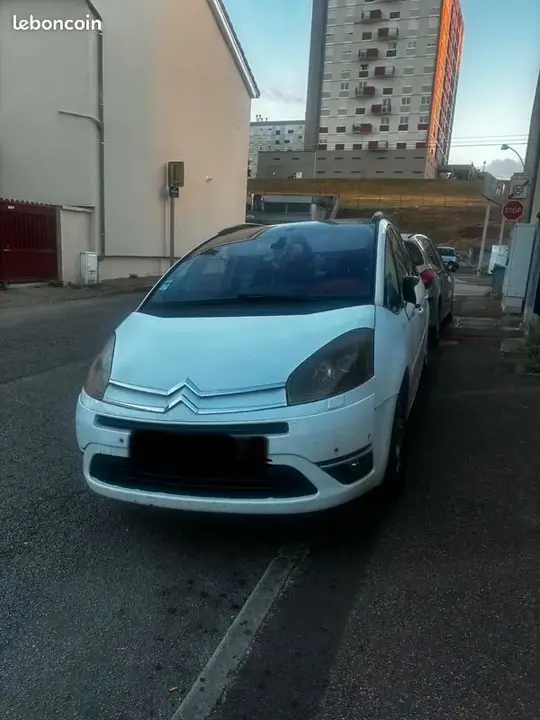 Citroen C4 Picasso 2009 photo 3
