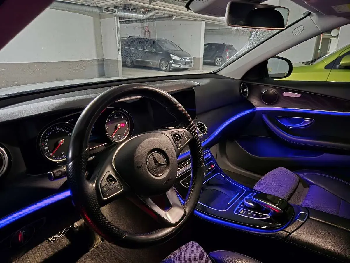 Mercedes-Benz E-Class 2016 photo 2