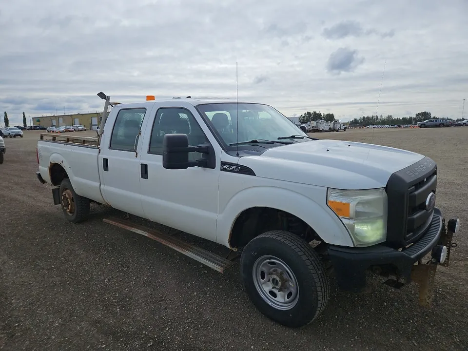 Ford F-350 Super Duty 2011 photo 2