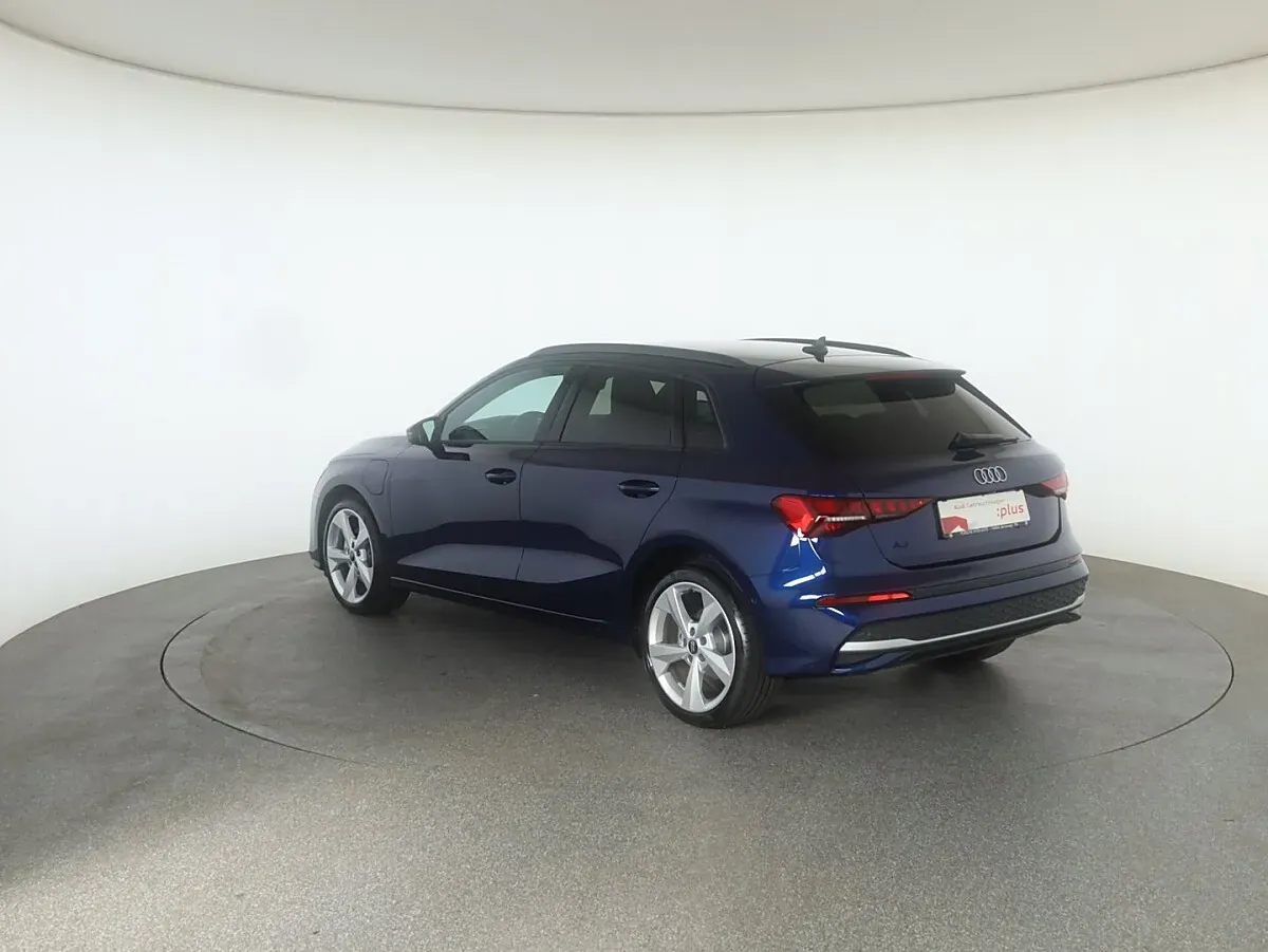 Audi A3 2025 photo 3