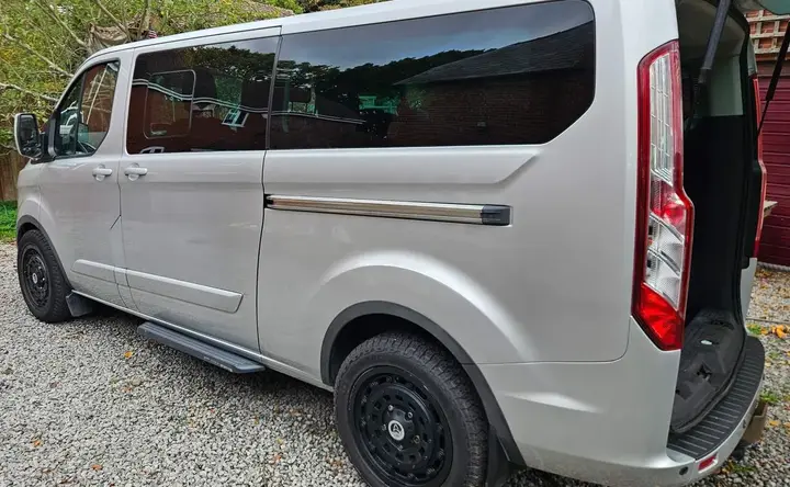 Ford Tourneo Custom 2015 photo 4