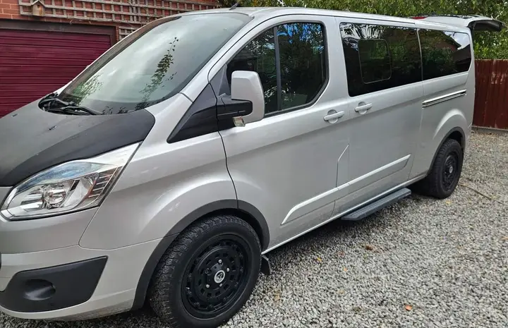 Ford Tourneo Custom 2015 photo 3