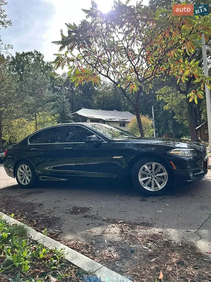 BMW 5 Series 2015 photo 5