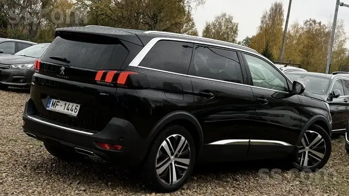 Peugeot 5008 2019 photo 3