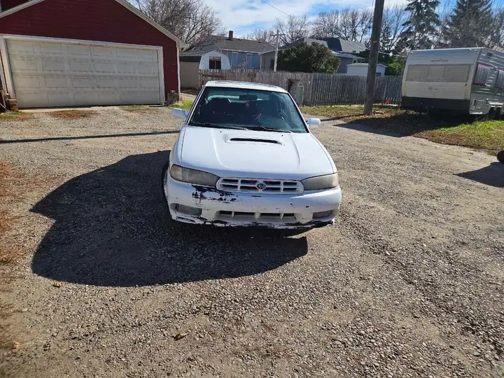 Subaru Legacy 1999 photo 4