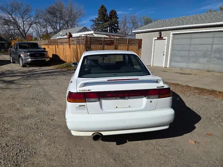 Subaru Legacy 1999 photo 3