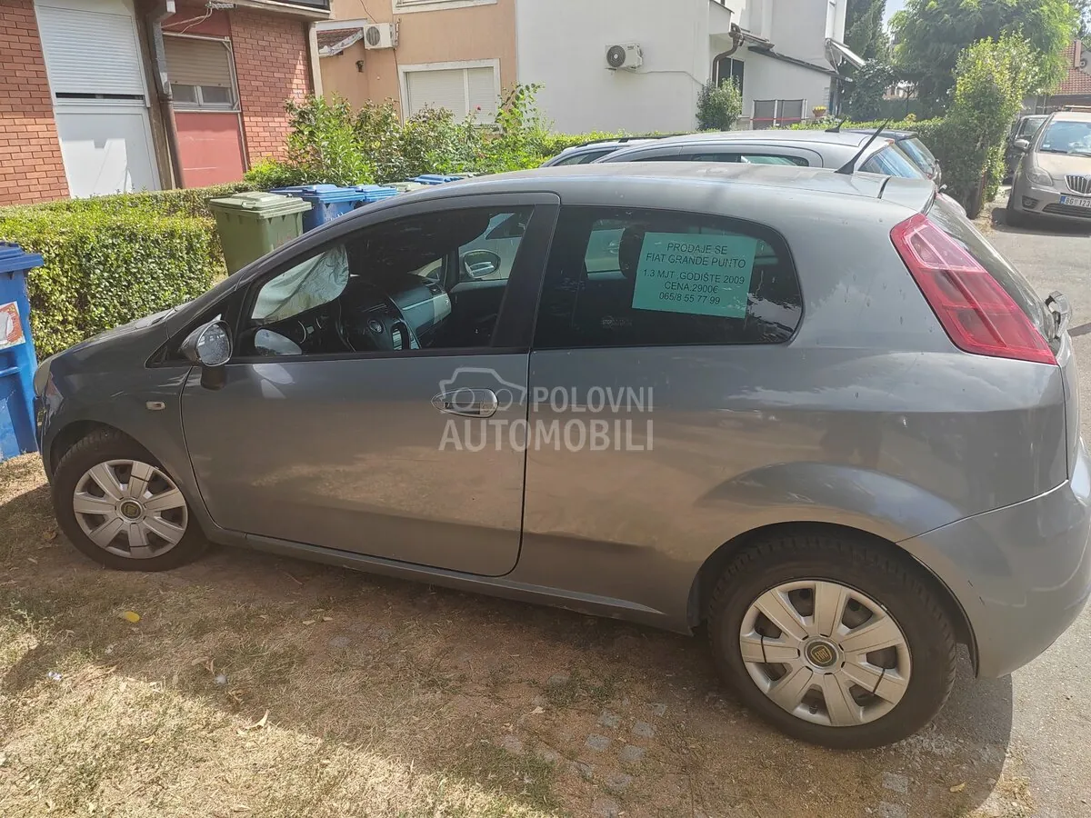 Fiat Grande Punto 2009 photo 4