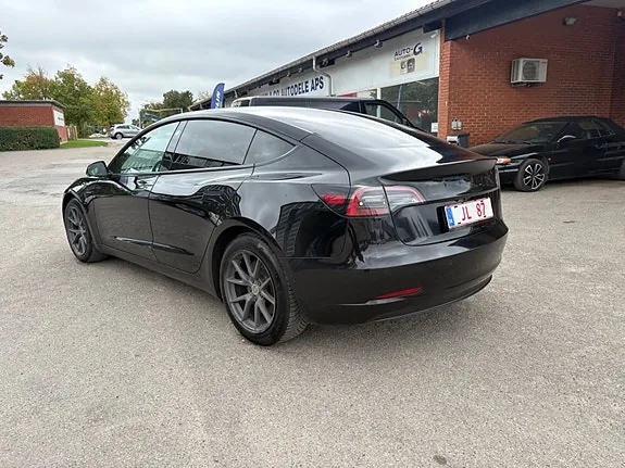 Tesla Model 3 2021 photo 4