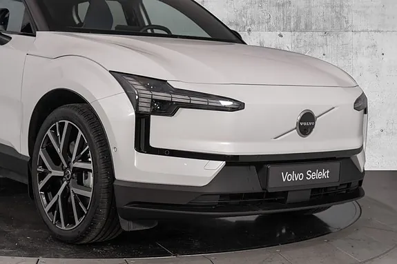 Volvo Ex30 2026 photo 2
