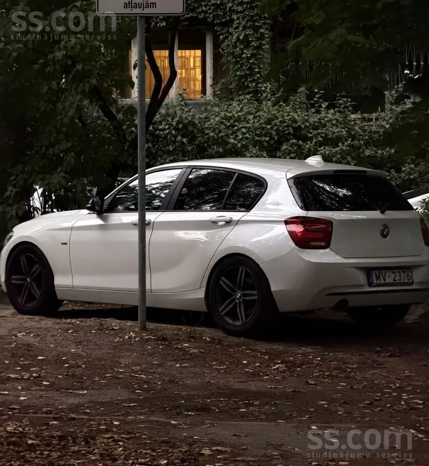 BMW 120