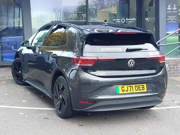 Volkswagen Id.3 2021 photo 2
